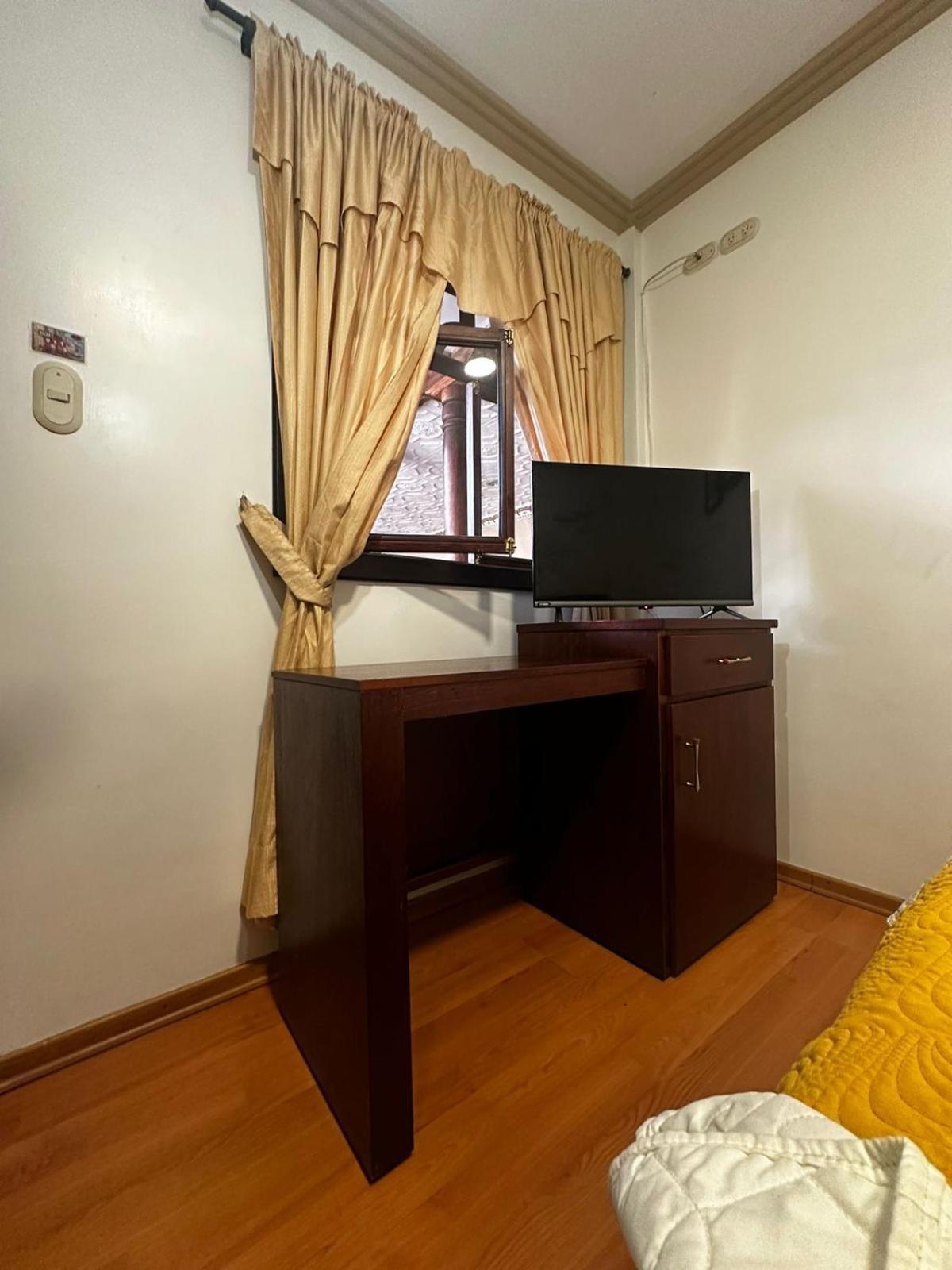 קואנקה Hotel Coronel מראה חיצוני תמונה